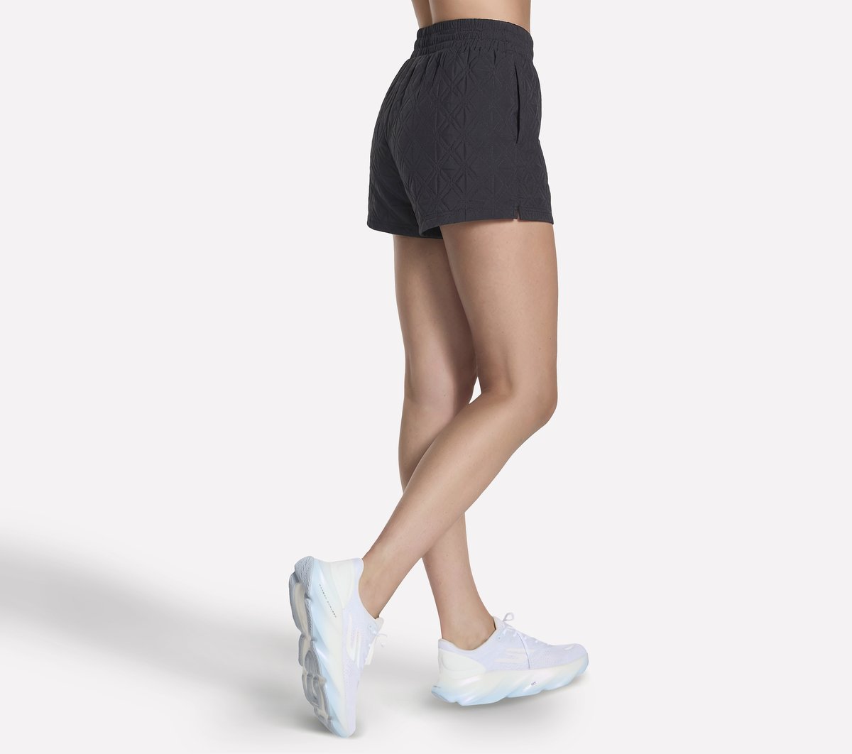 GO WALK Cozy Fit Diamond 4 Inch Short - Image 4